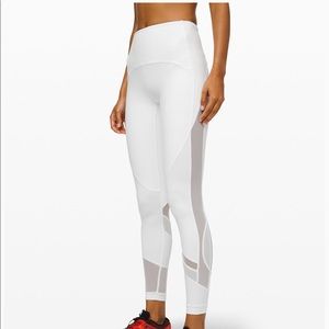 Lululemon clear the court leggings